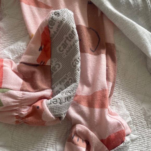 Two pairs carters toddler sleepers. - Picture 3 of 4
